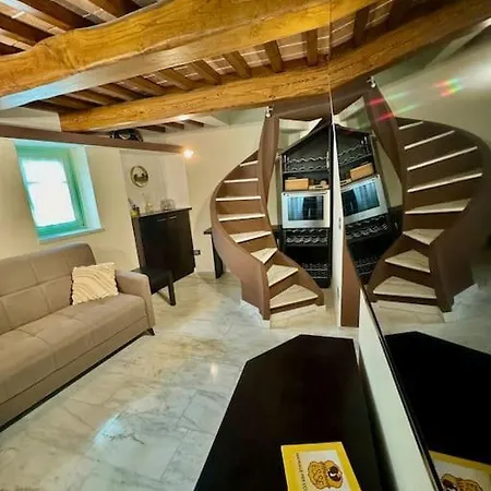 Casa vacanze Maison Esse Di Simone & Sonia Pietrasanta