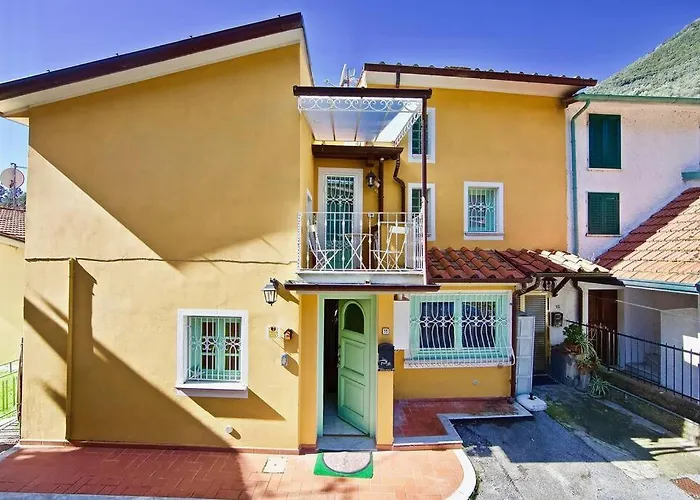 Maison Esse Di Simone & Sonia Pietrasanta